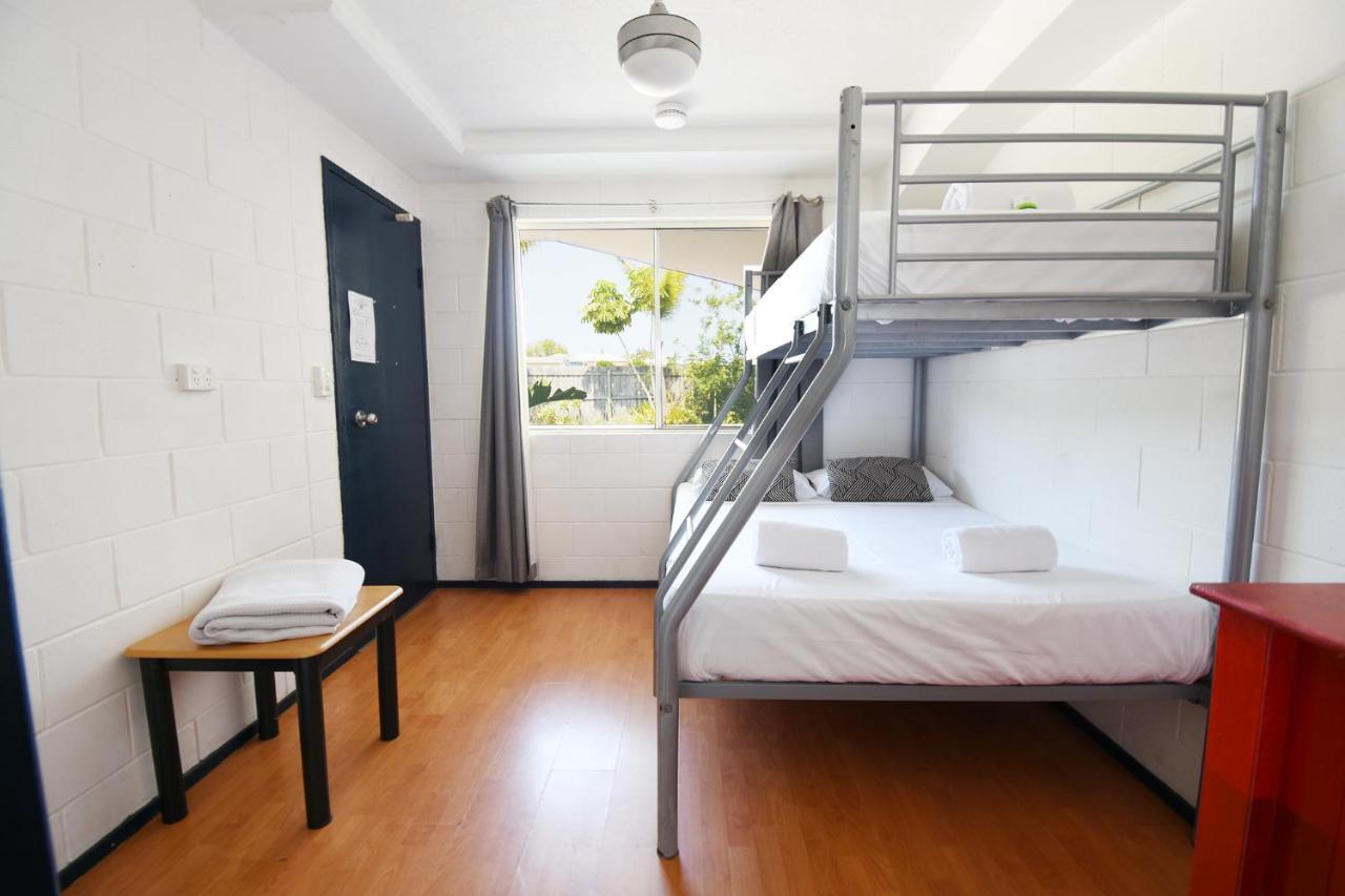 Caloundra Backpackers Exterior foto