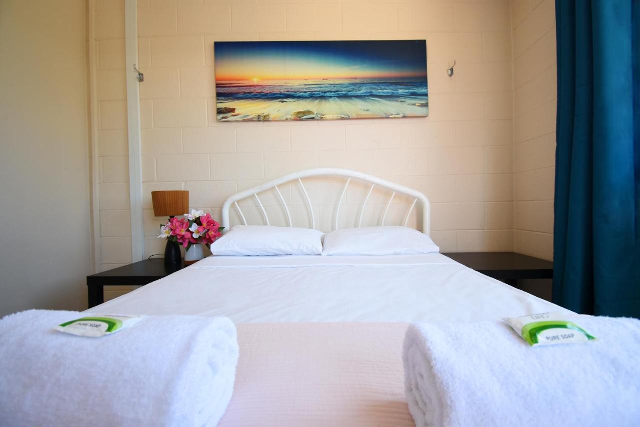 Caloundra Backpackers Exterior foto